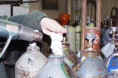 Признаки качественного веселящего газа